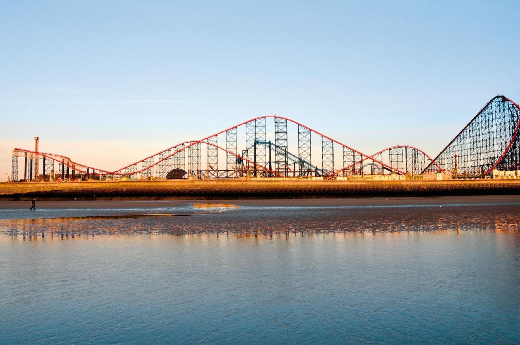 Boulevard Hotel Blackpool Exterior foto The Pleasure Beach